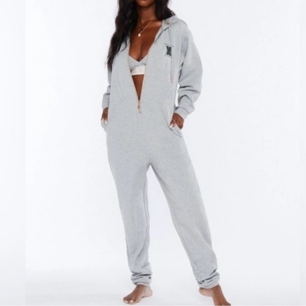 Savage FENTY Light Gray One Piece Zip Forever Hooded Onesie size Small Women